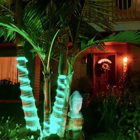 Tropical Retreat Close To Beach Grover Beach Eksteriør billede